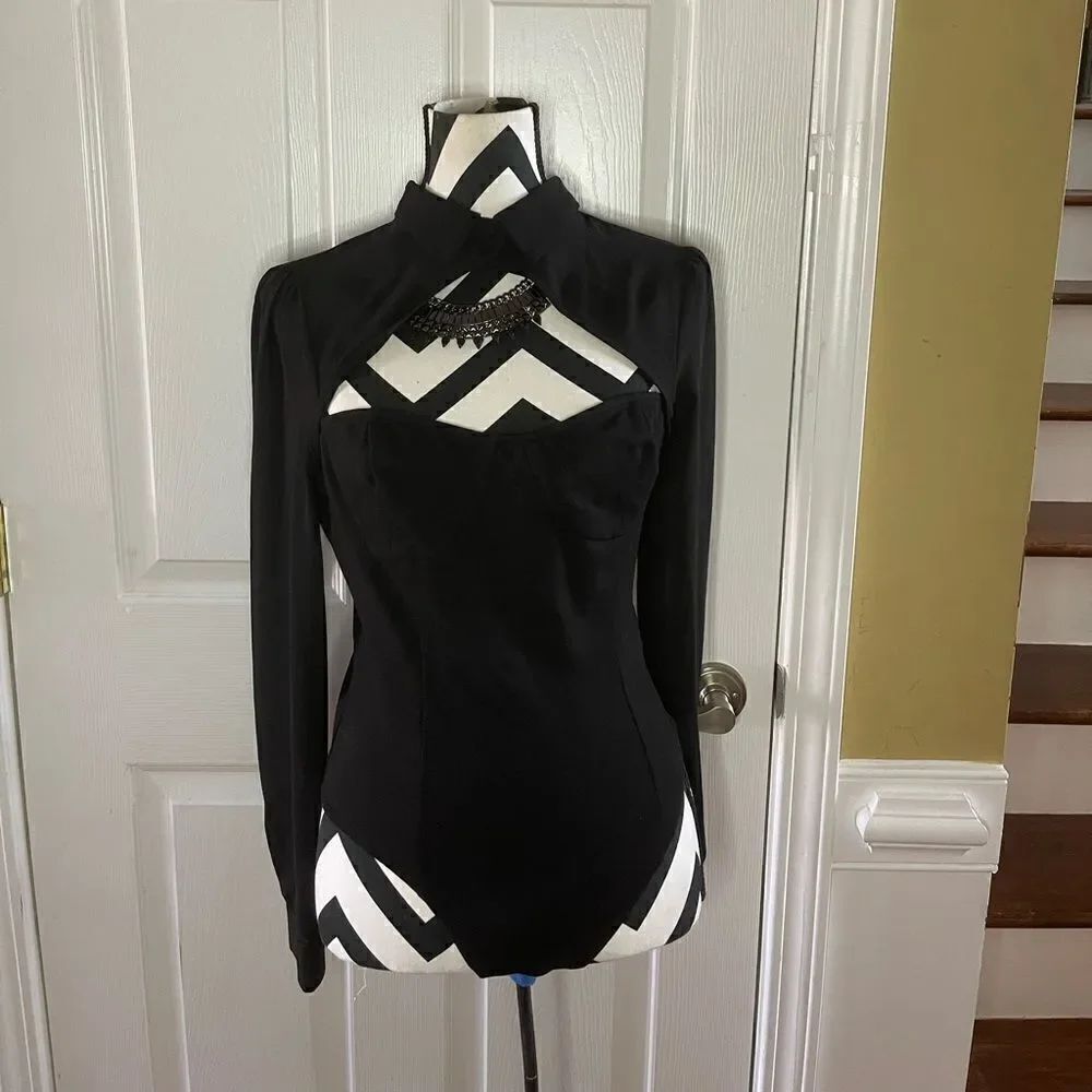 NWT Forever 21 Black Bodysuit muck neck cut out details long sleeve Size L